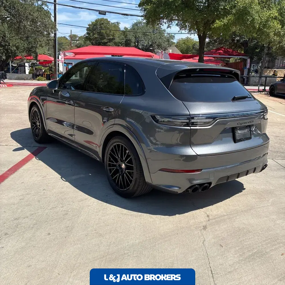 2023 Porsche Cayenne GTS