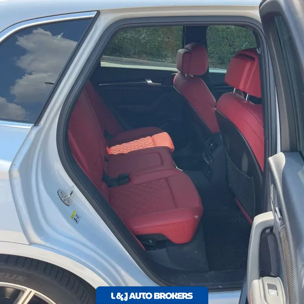 2024 Audi SQ5 Prestige