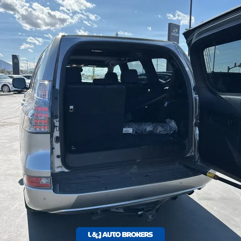 2023 Lexus GX 460 Base