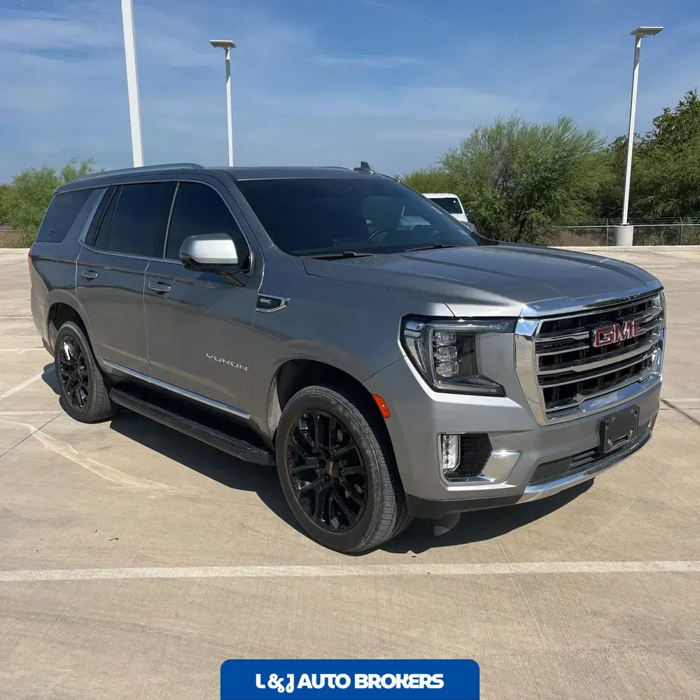 2023 GMC Yukon SLT
