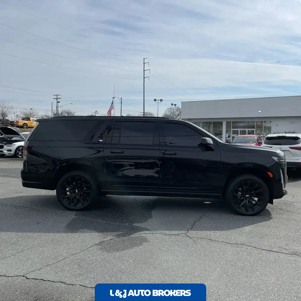 2024 Cadillac Escalade ESV Sport Platinum