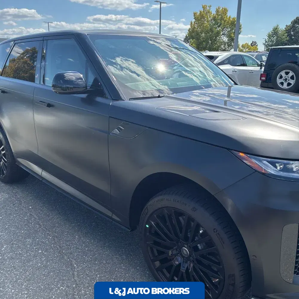 2025 Land Rover Range Rover Sport P635 SV Edition Two