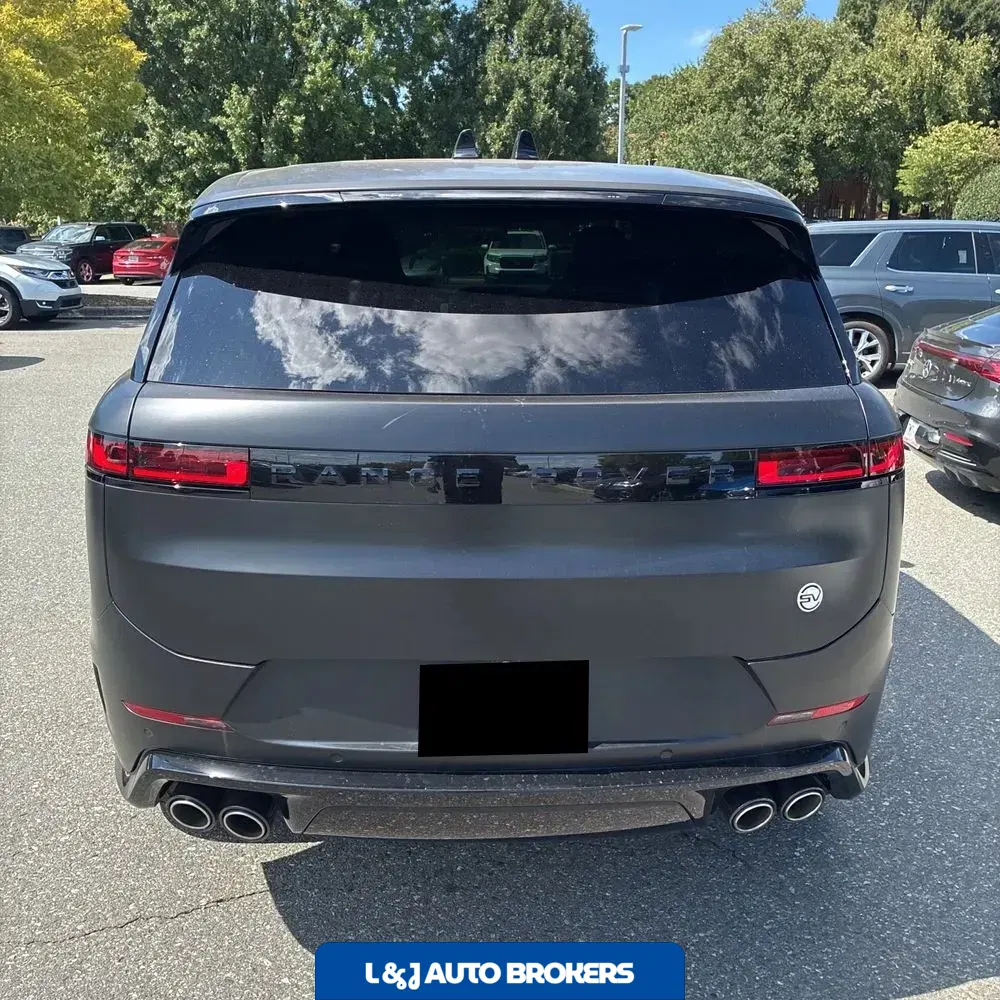 2025 Land Rover Range Rover Sport P635 SV Edition Two