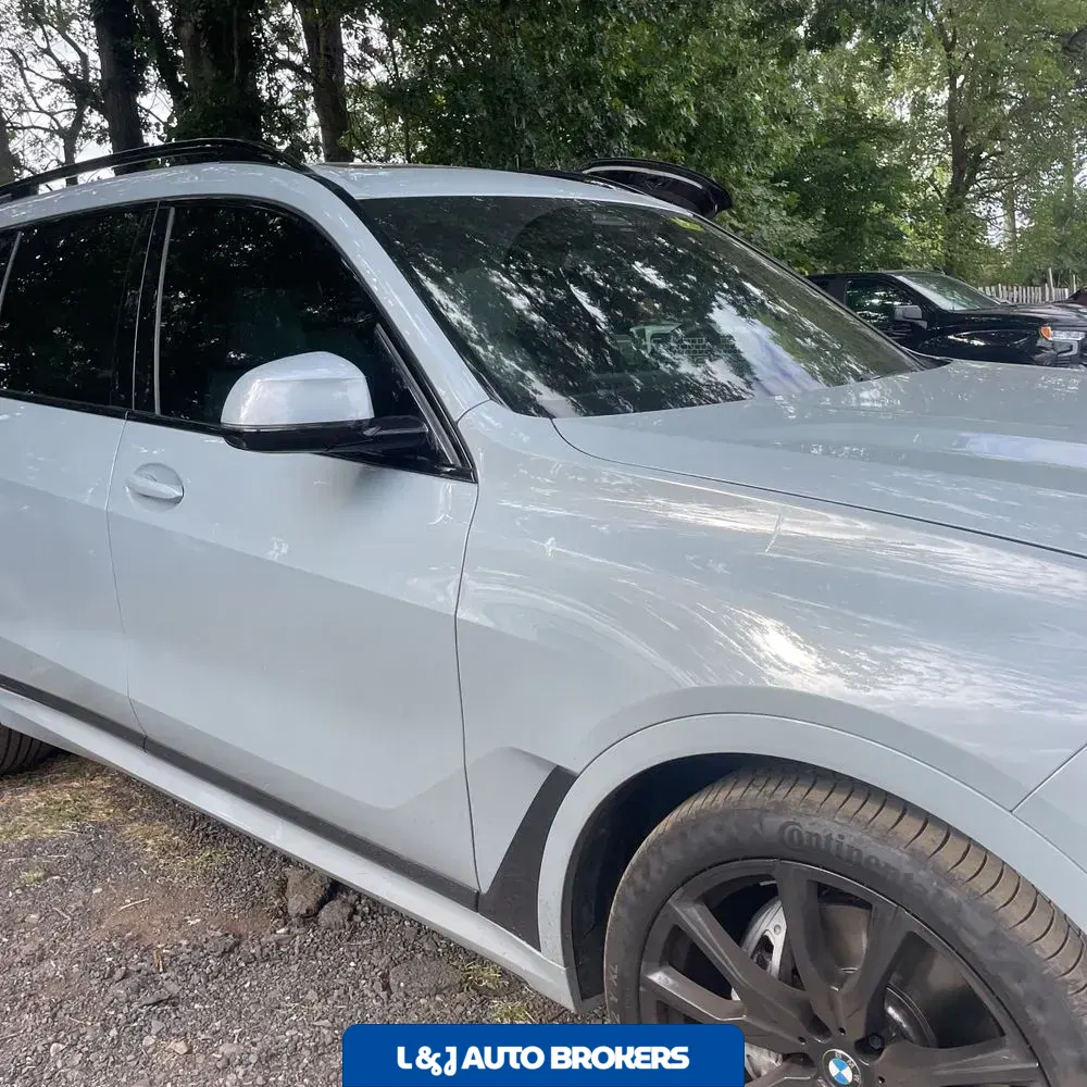 2025 BMW X7 XDrive40i
