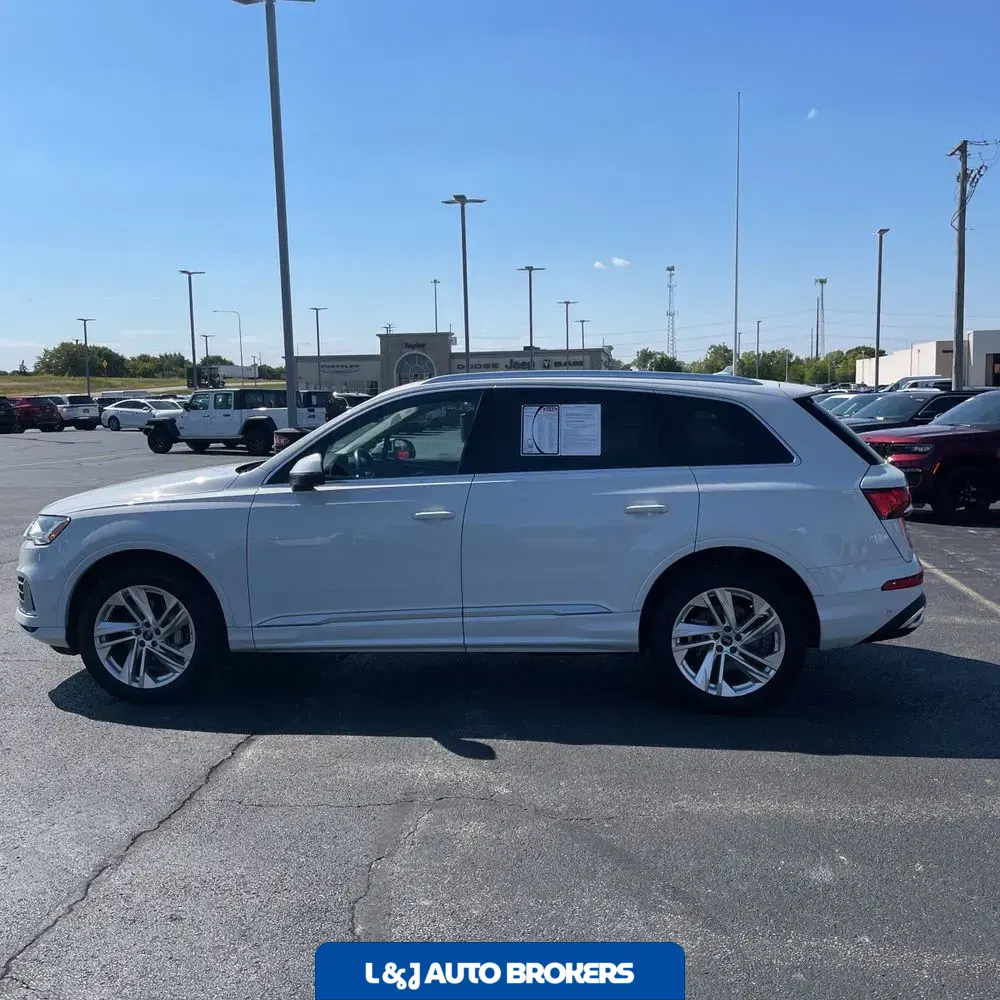 2024 Audi Q7 Premium Plus 55