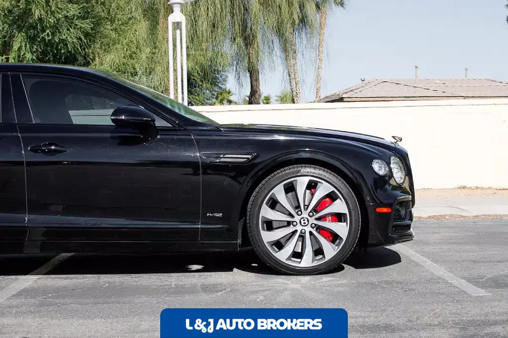 2020 Bentley Flying Spur W12 Sedan