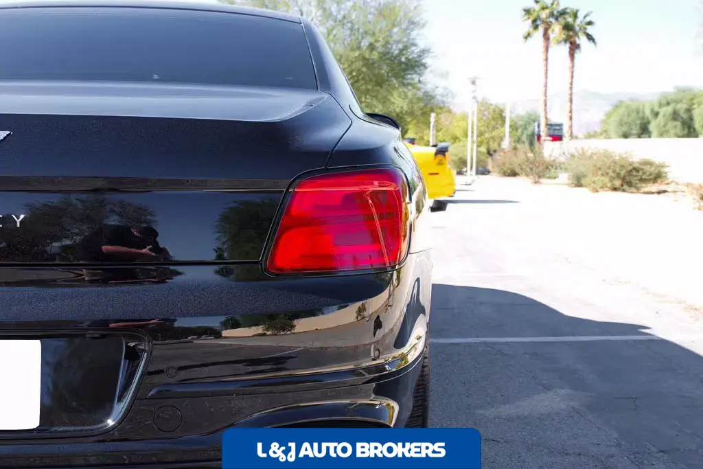 2020 Bentley Flying Spur W12 Sedan