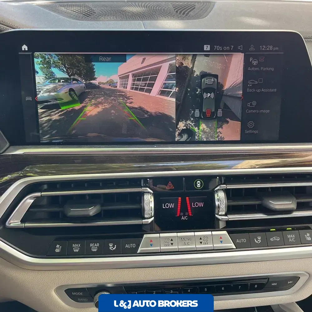 2023 BMW X6 M50i