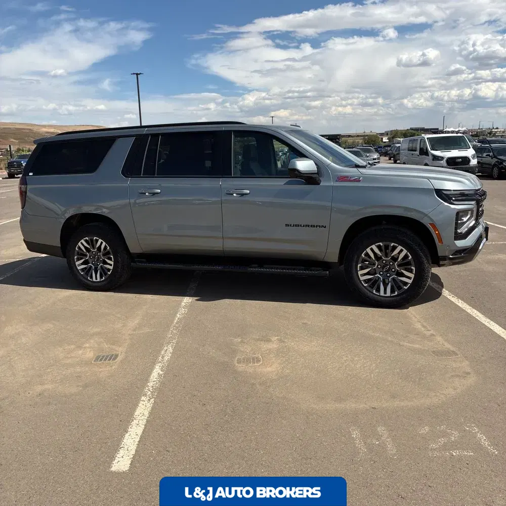 2025 Chevrolet Suburban Z71