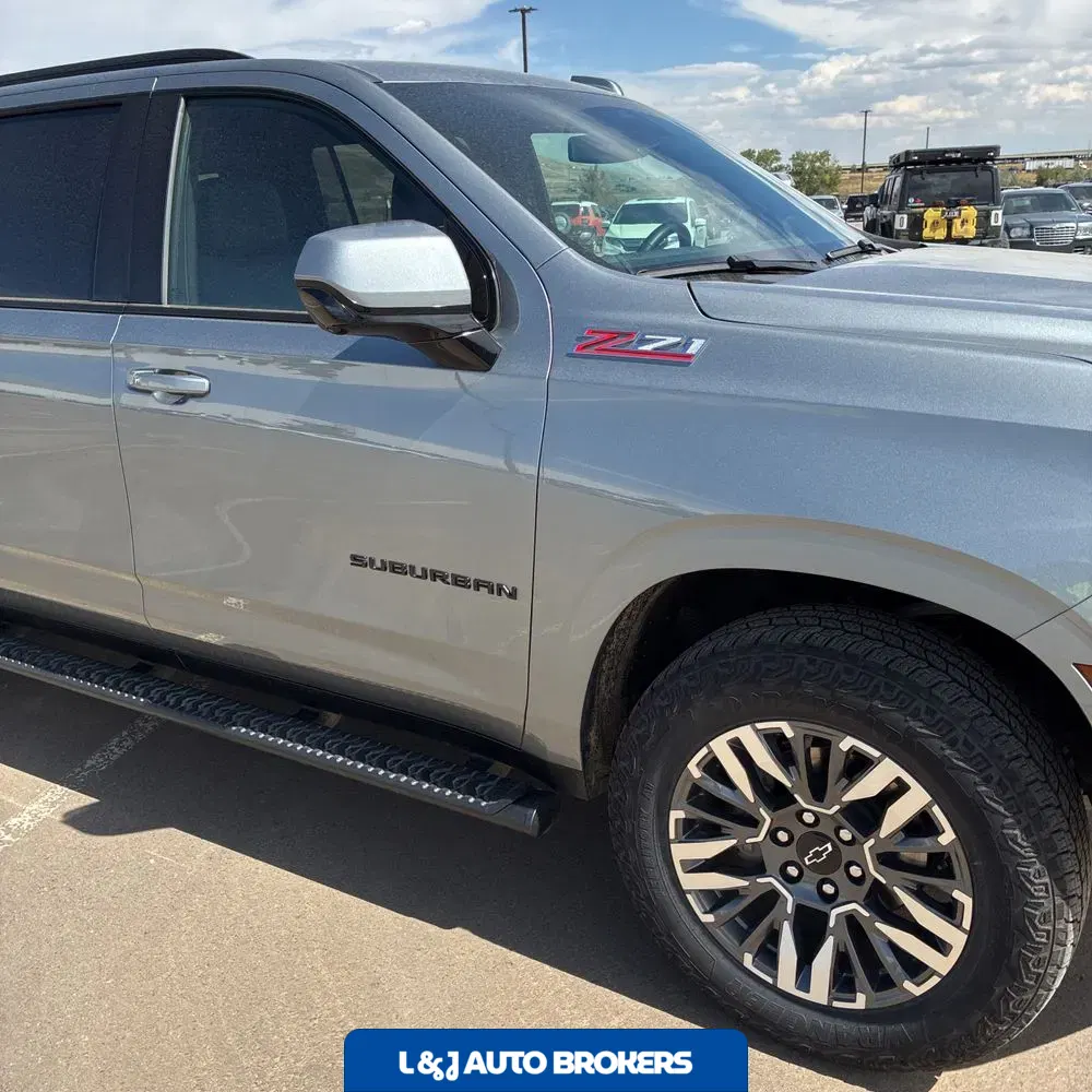 2025 Chevrolet Suburban Z71