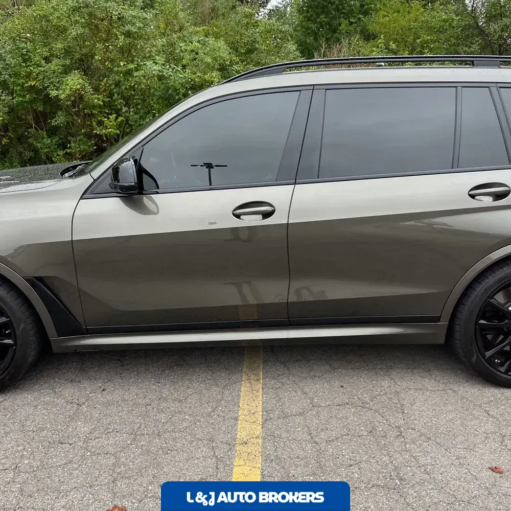 2024 BMW X7 M60i