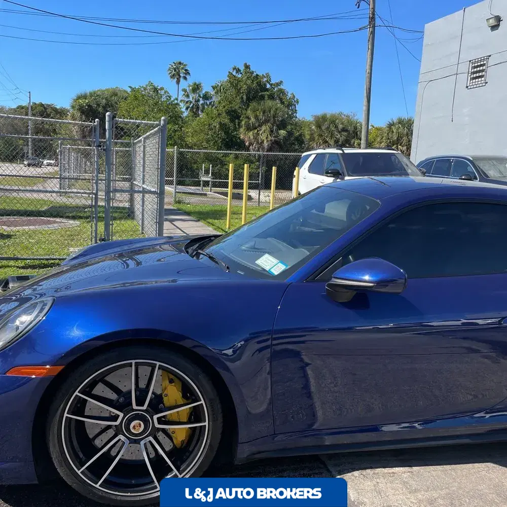 2021 Porsche 911 Turbo S