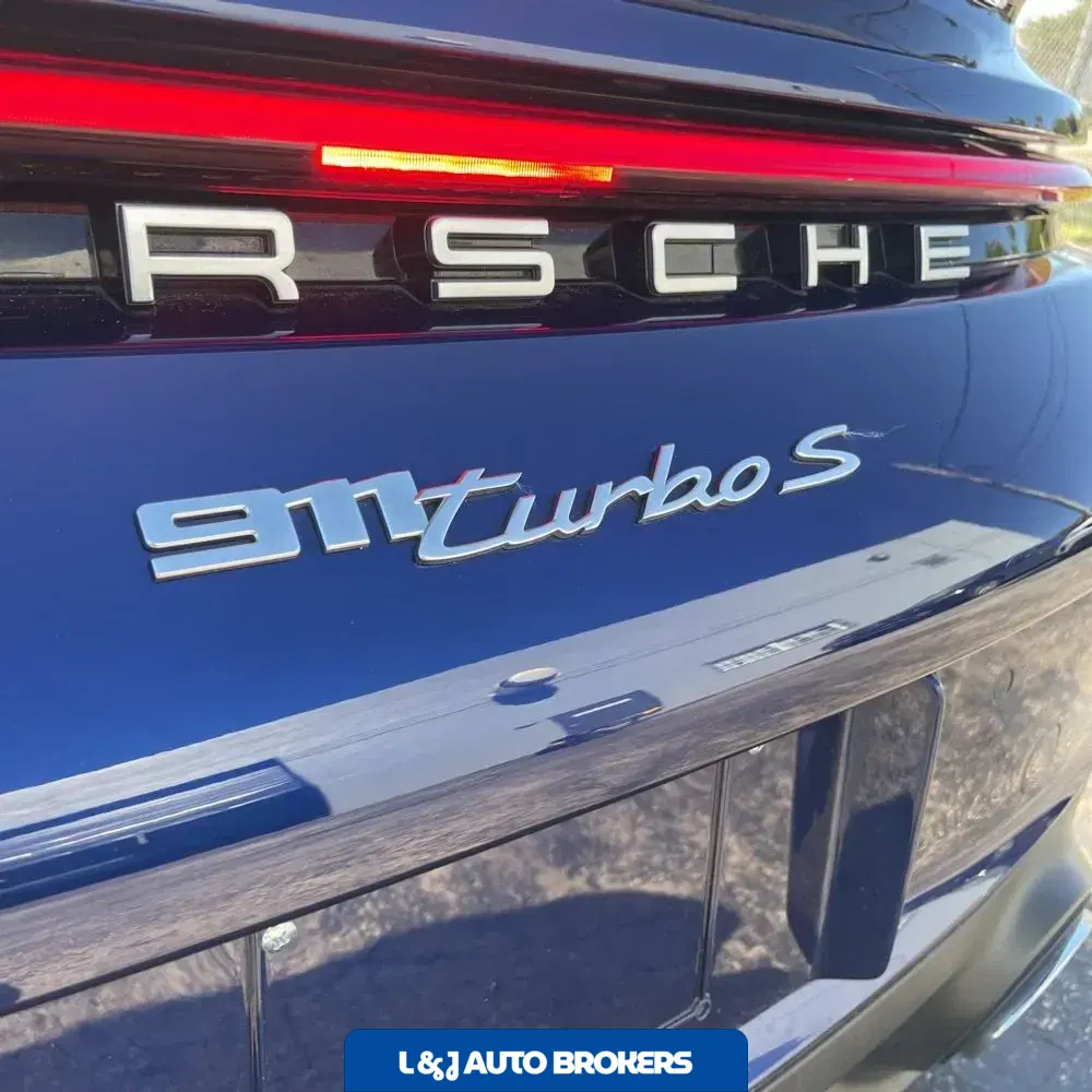2021 Porsche 911 Turbo S