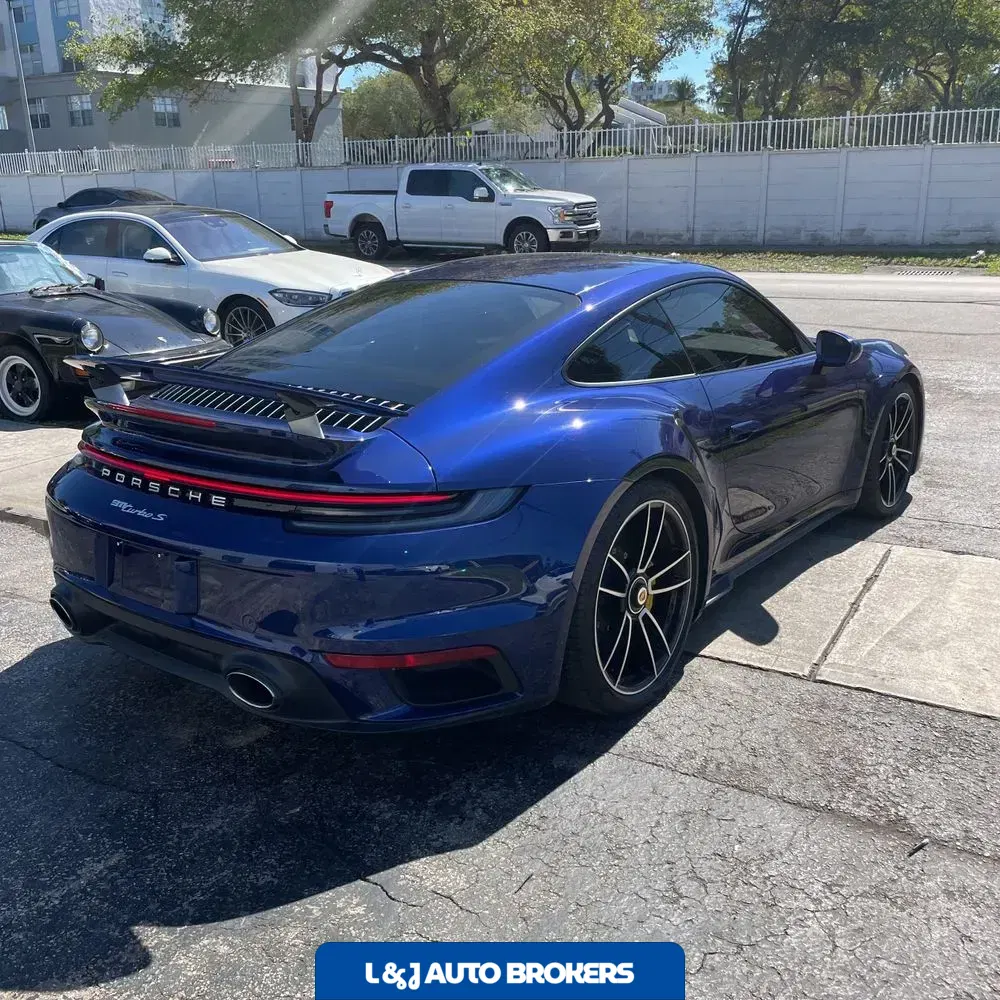 2021 Porsche 911 Turbo S