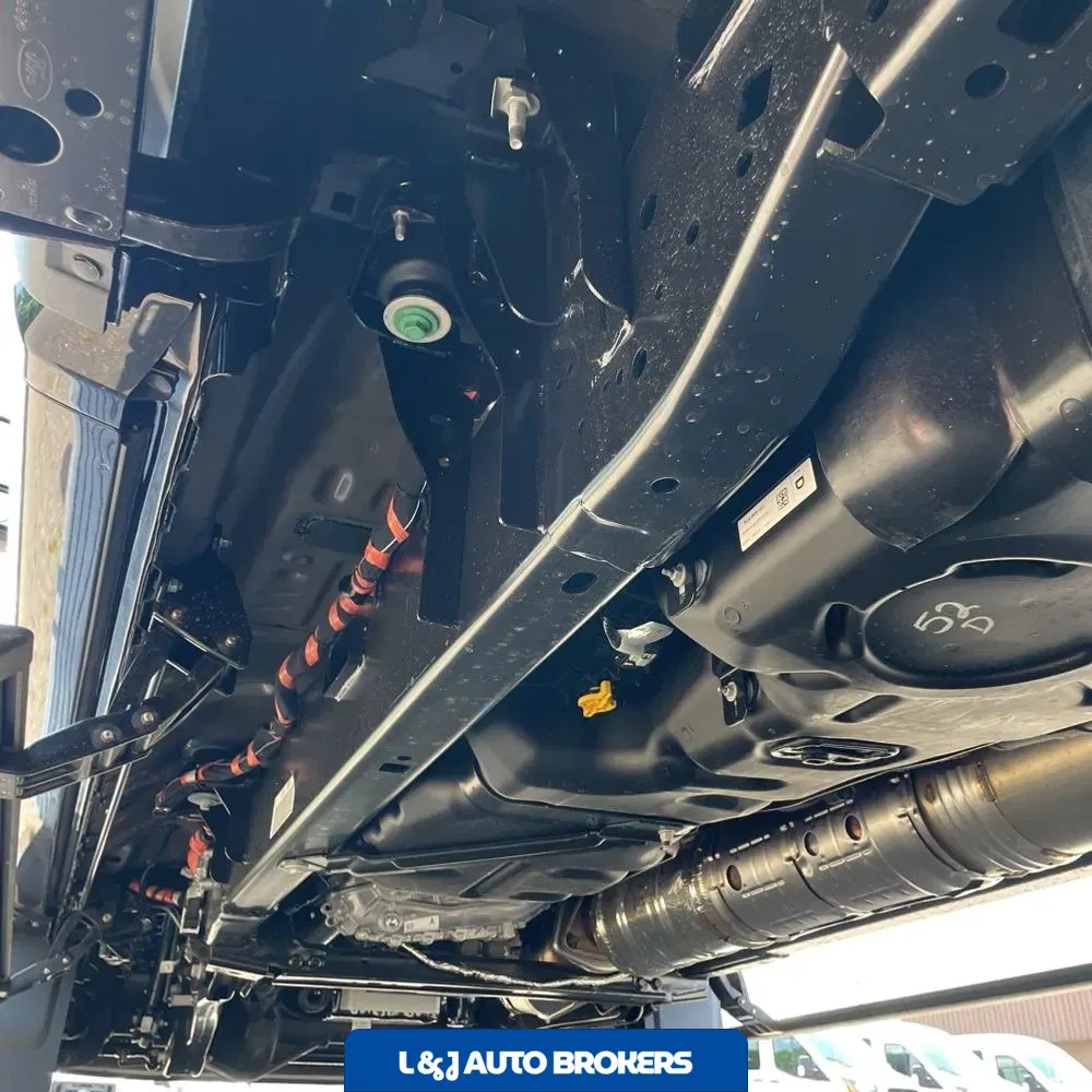 2025 Ford F-450 Super Duty Platinum