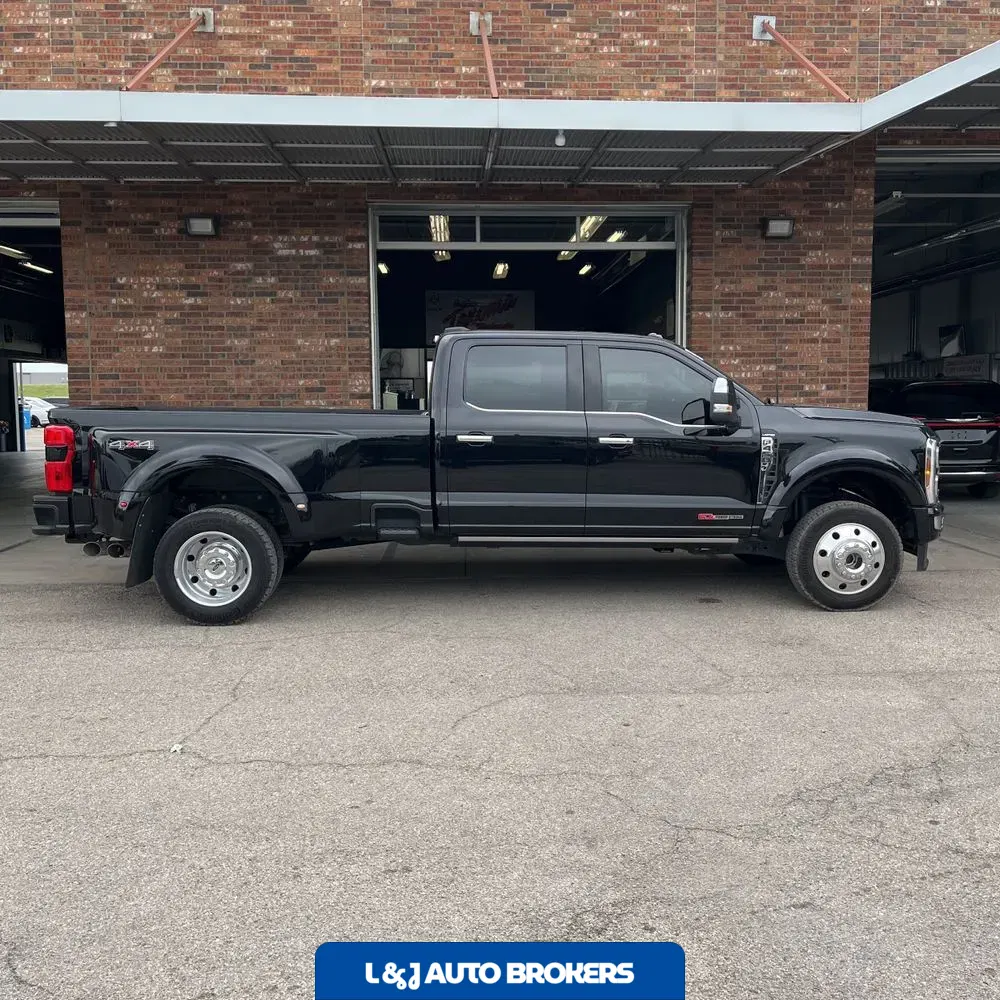 2024 Ford F-450 Super Duty Limited
