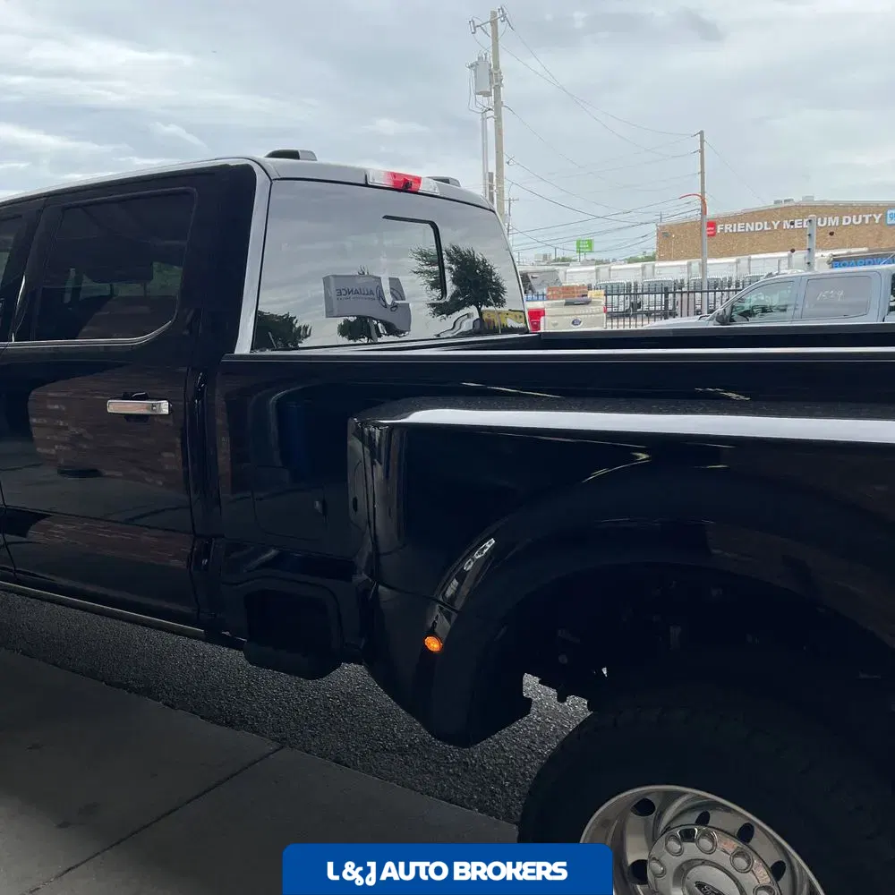 2024 Ford F-450 Super Duty Limited