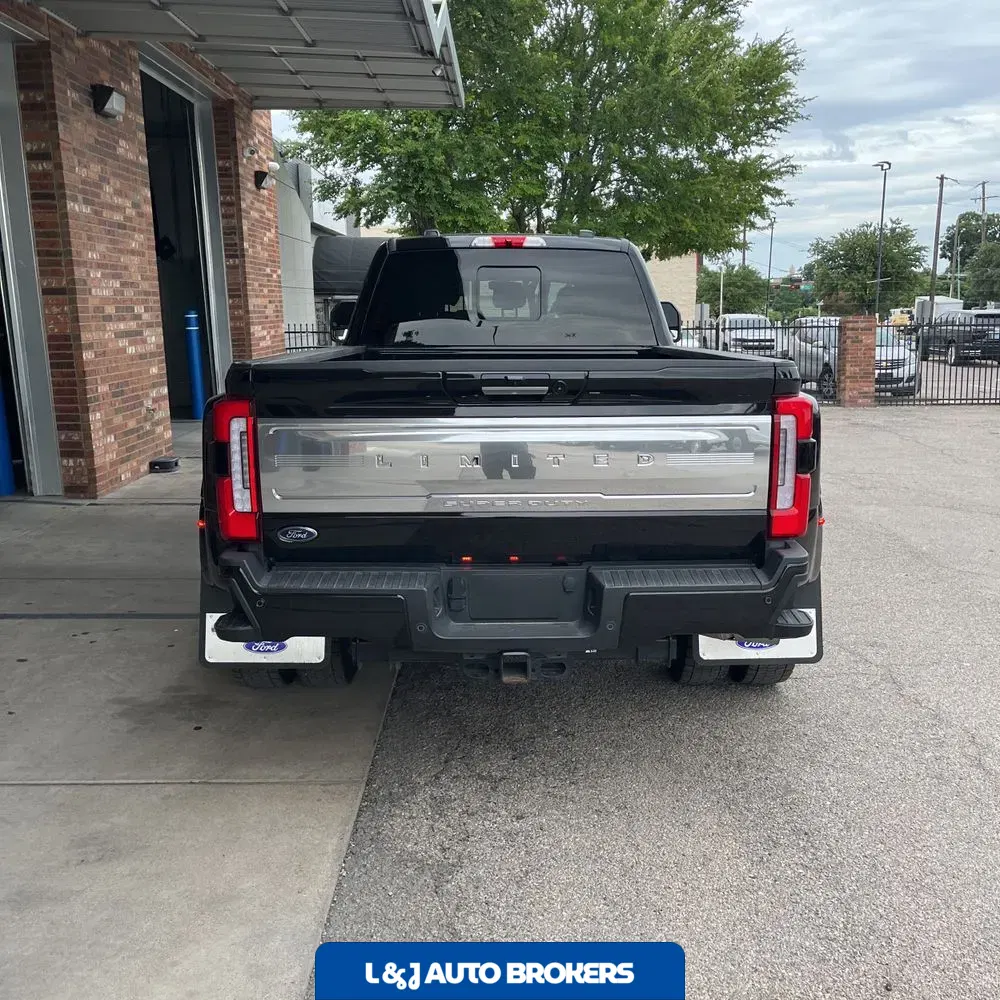 2024 Ford F-450 Super Duty Limited