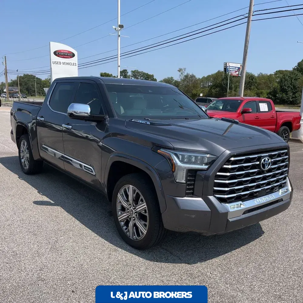 2024 Toyota Tundra Capstone HV