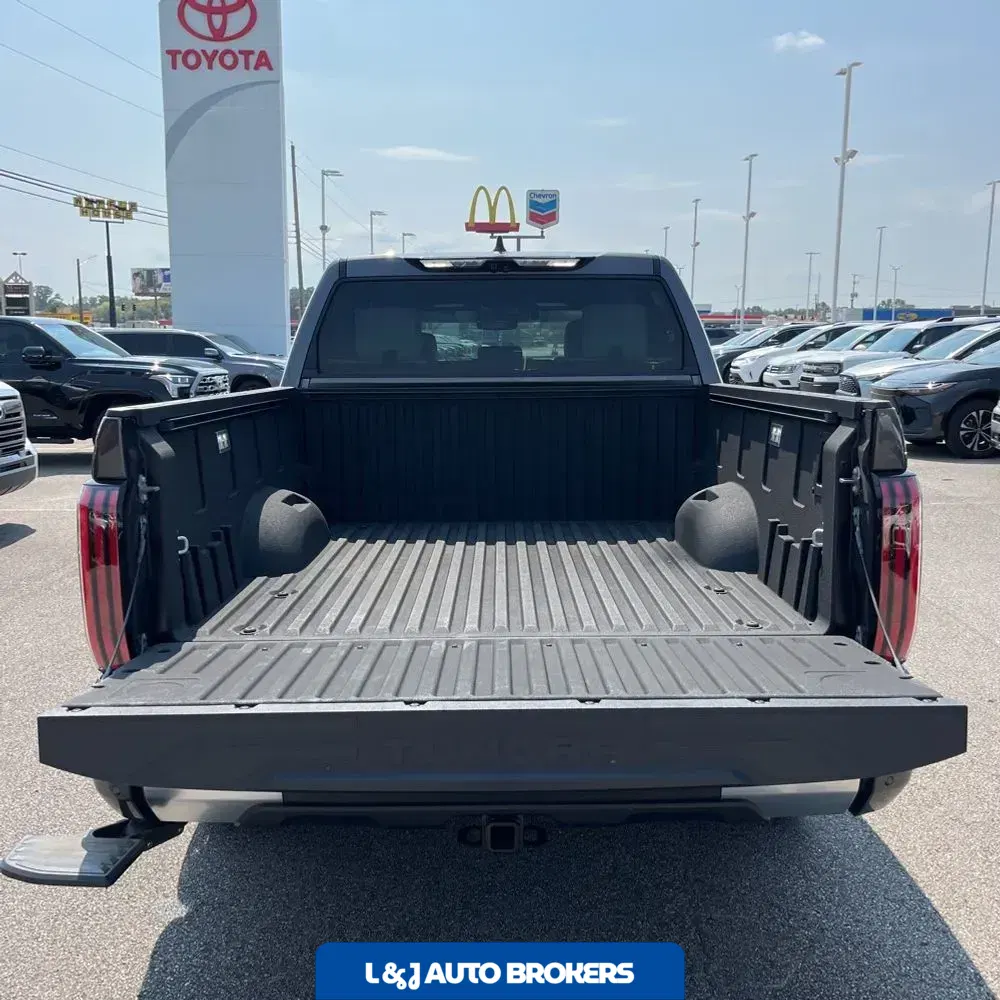 2024 Toyota Tundra Capstone HV