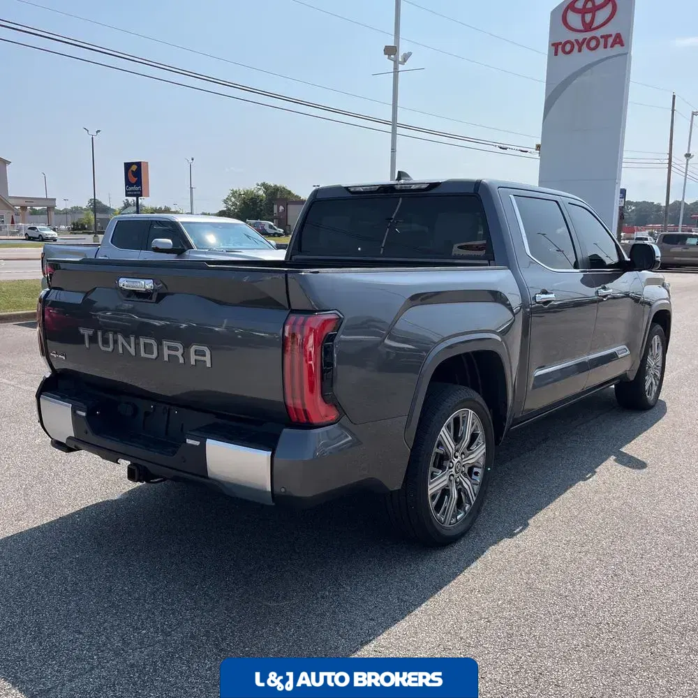 2024 Toyota Tundra Capstone HV