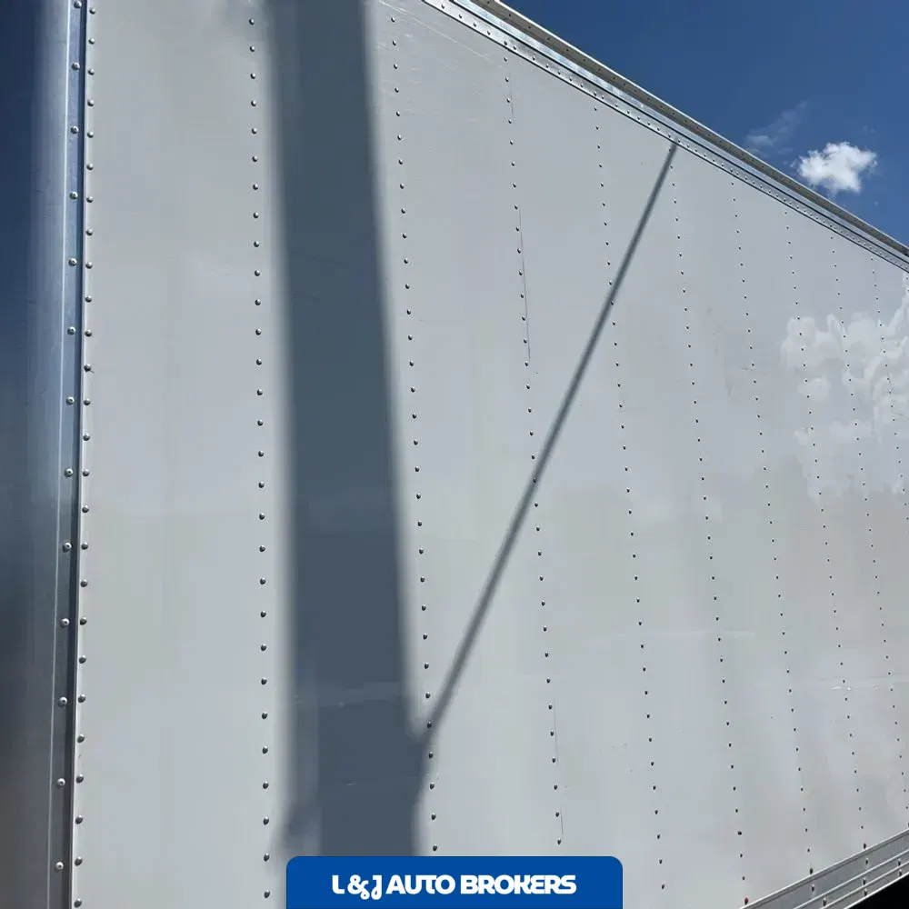 2024 Freightliner M2 106