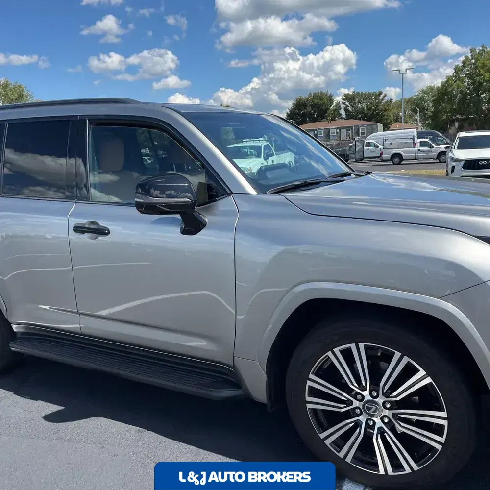 2023 Lexus LX 600 Luxury