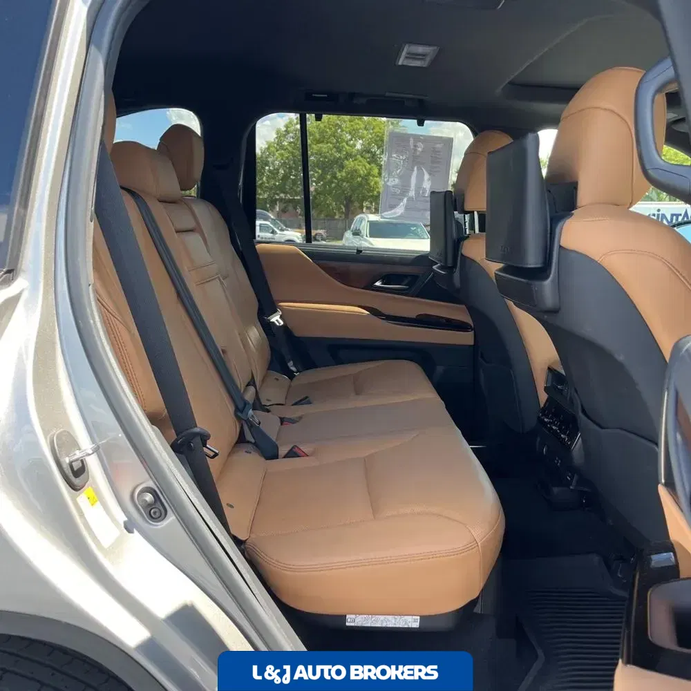 2023 Lexus LX 600 Luxury