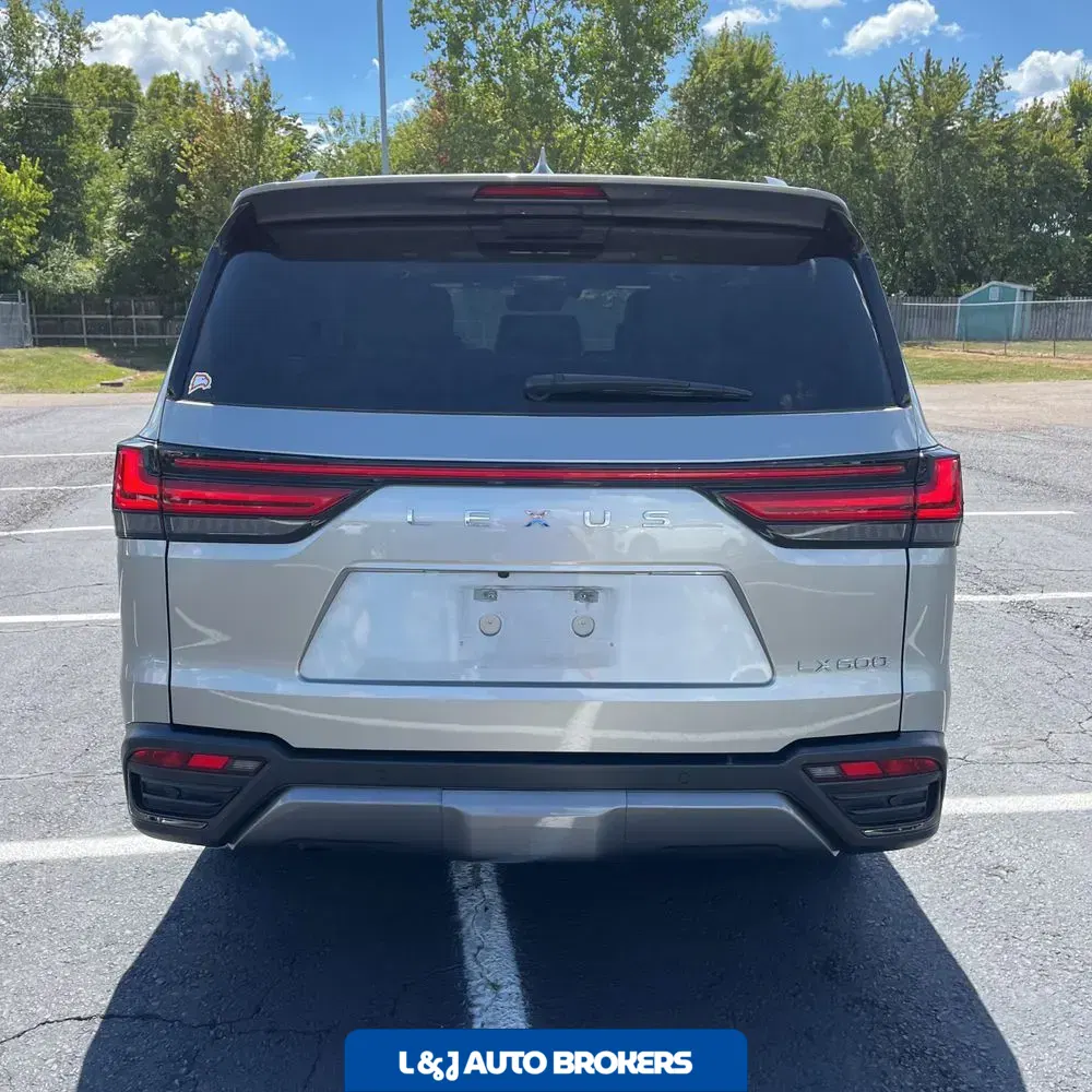 2023 Lexus LX 600 Luxury