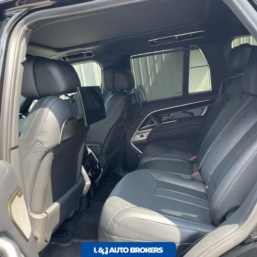 2024 Land Rover Range Rover Autobiography P530
