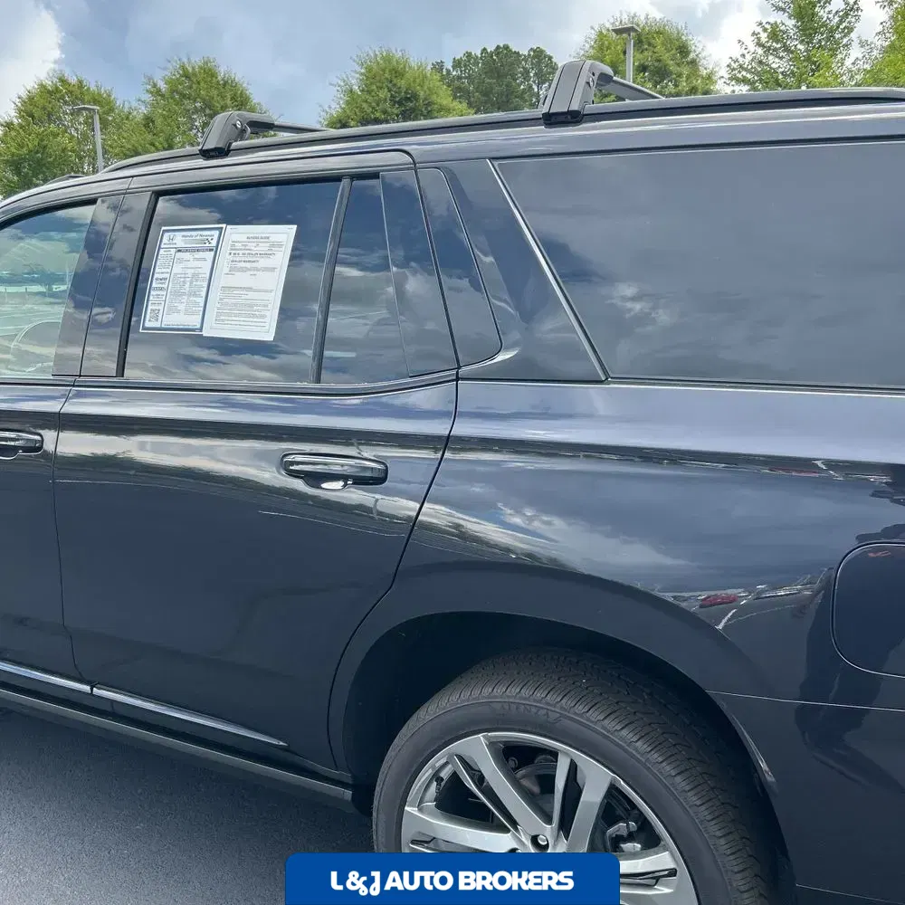 2025 Cadillac Escalade Sport Platinum