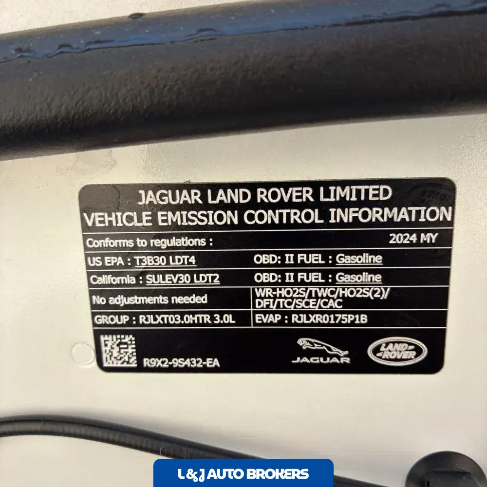 2024 Land Rover Range Rover SE P400