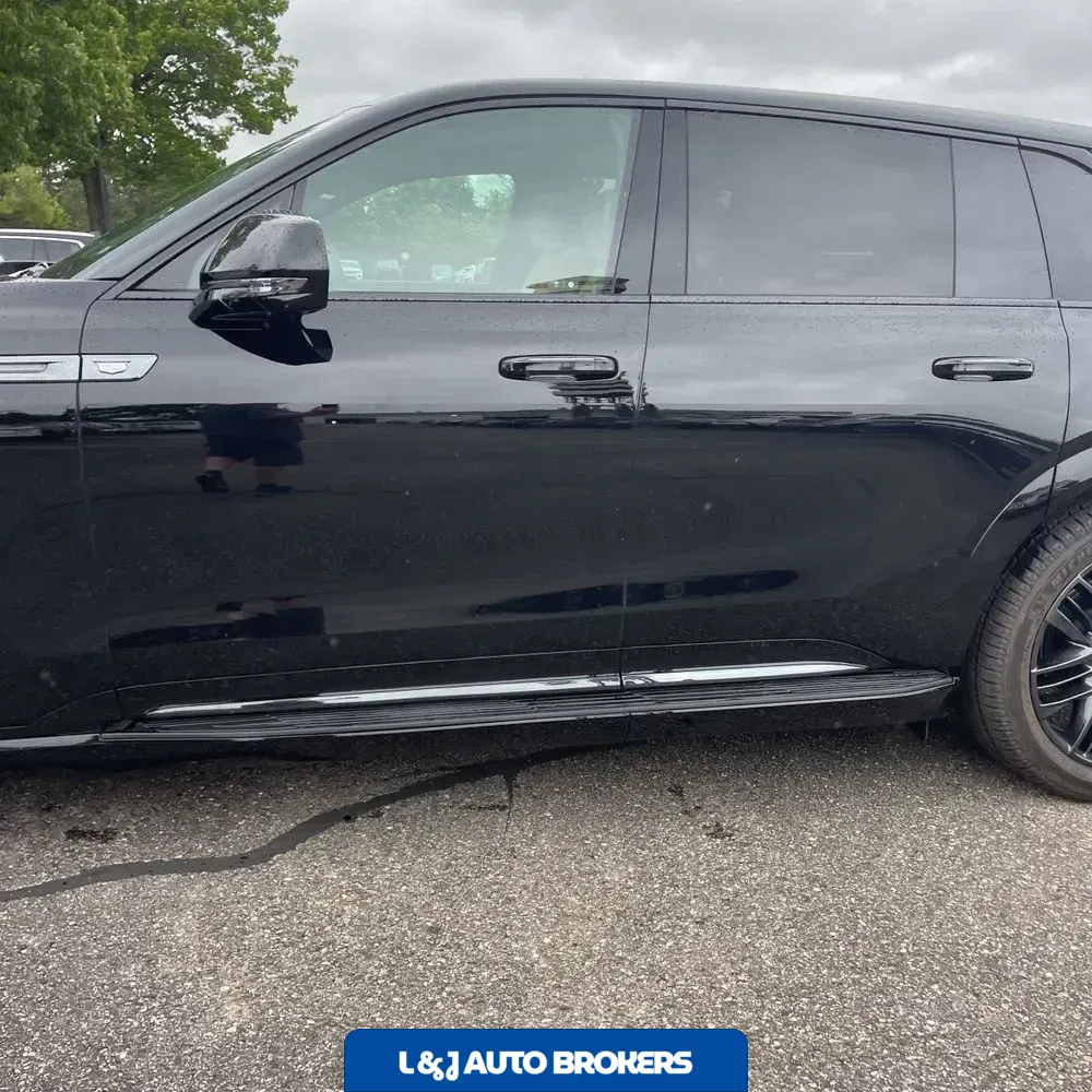2025 Cadillac Escalade IQ Sport 2