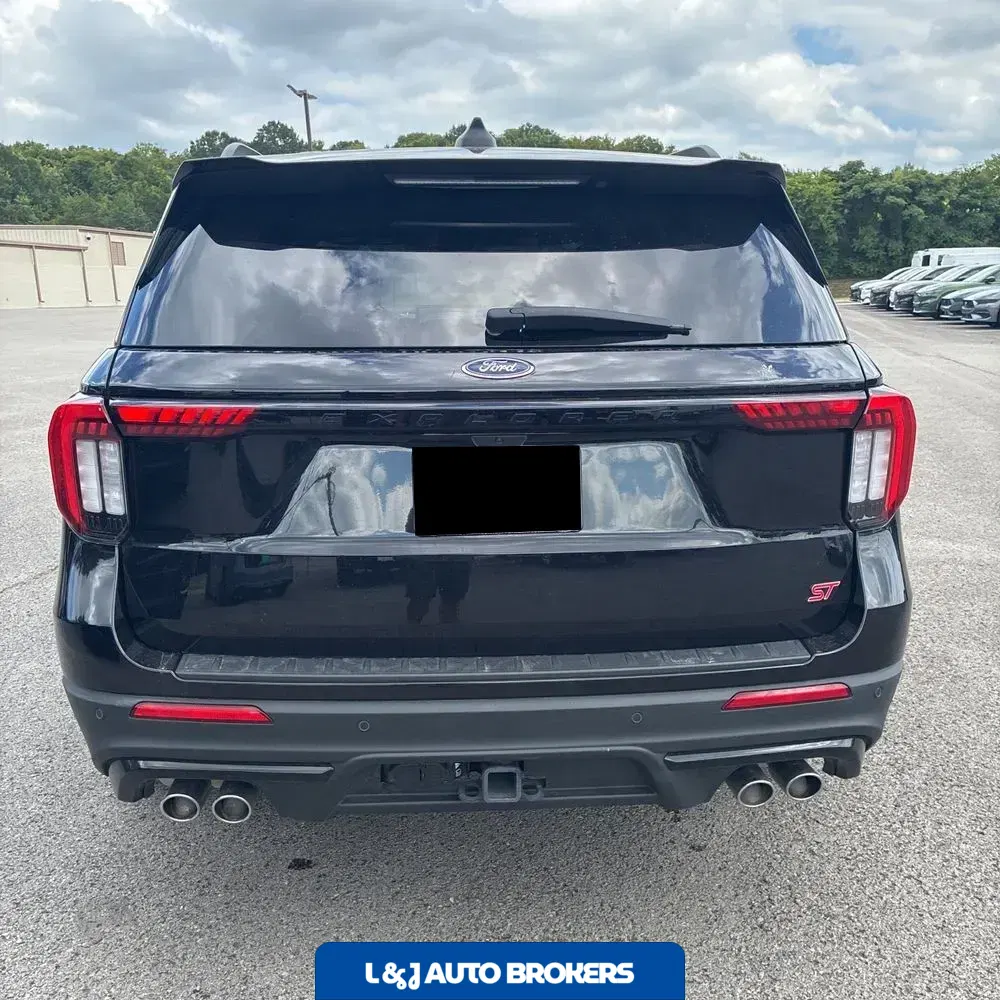 2025 Ford Explorer ST