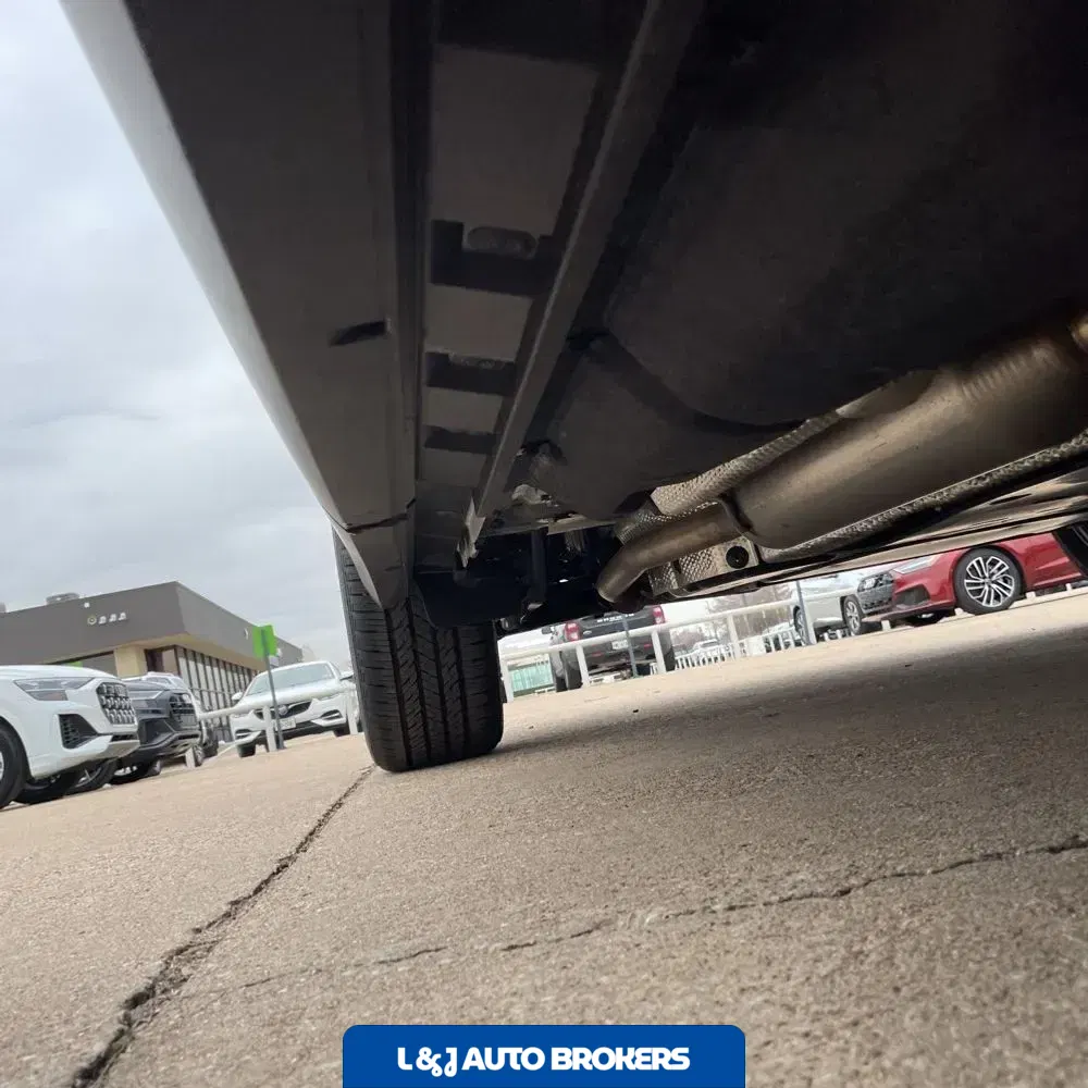 2025 Lexus NX 450h+ F SPORT Handling