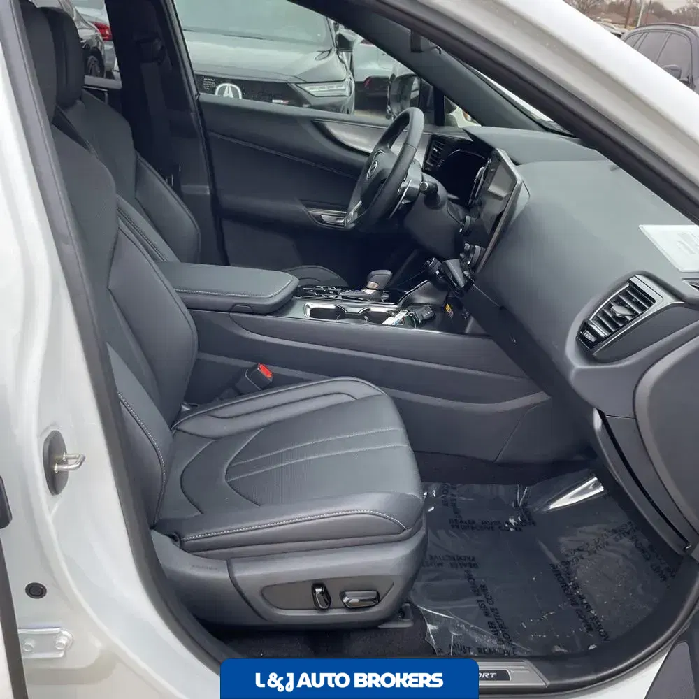 2025 Lexus NX 450h+ F SPORT Handling