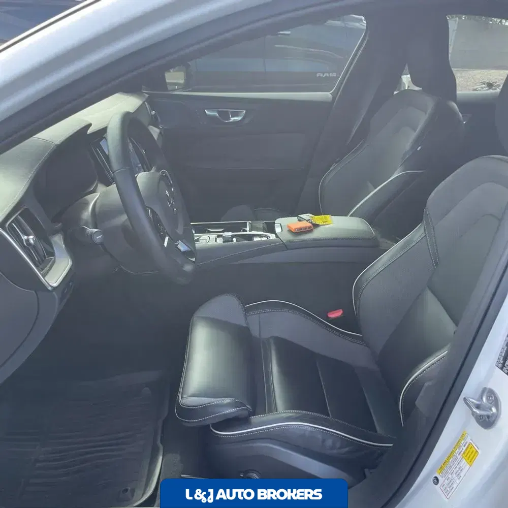 2024 Volvo S60 T8 - Ultimate PHEV