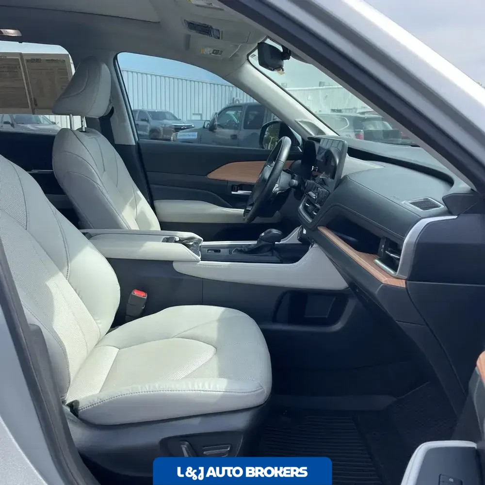 2024 Toyota Grand Highlander Platinum