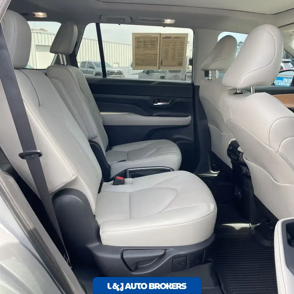 2024 Toyota Grand Highlander Platinum