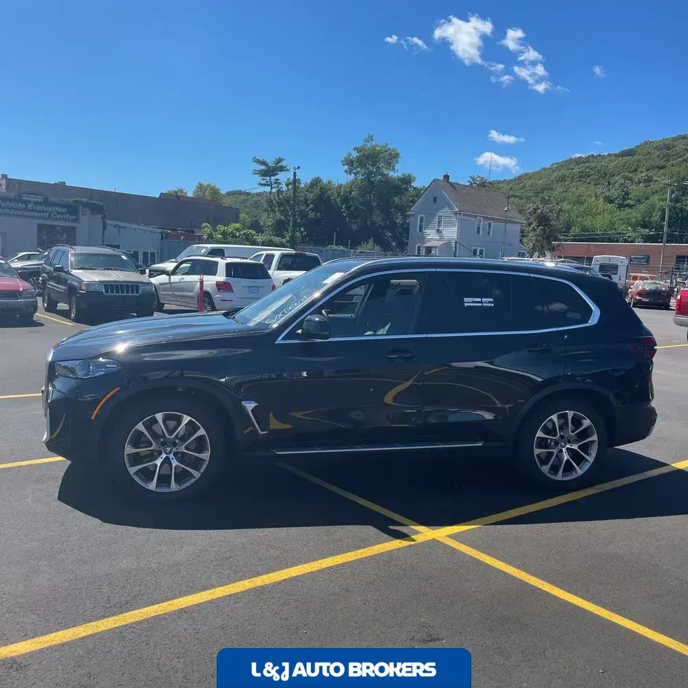 2025 BMW X5 xDrive50e