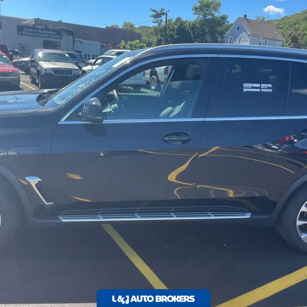 2025 BMW X5 xDrive50e