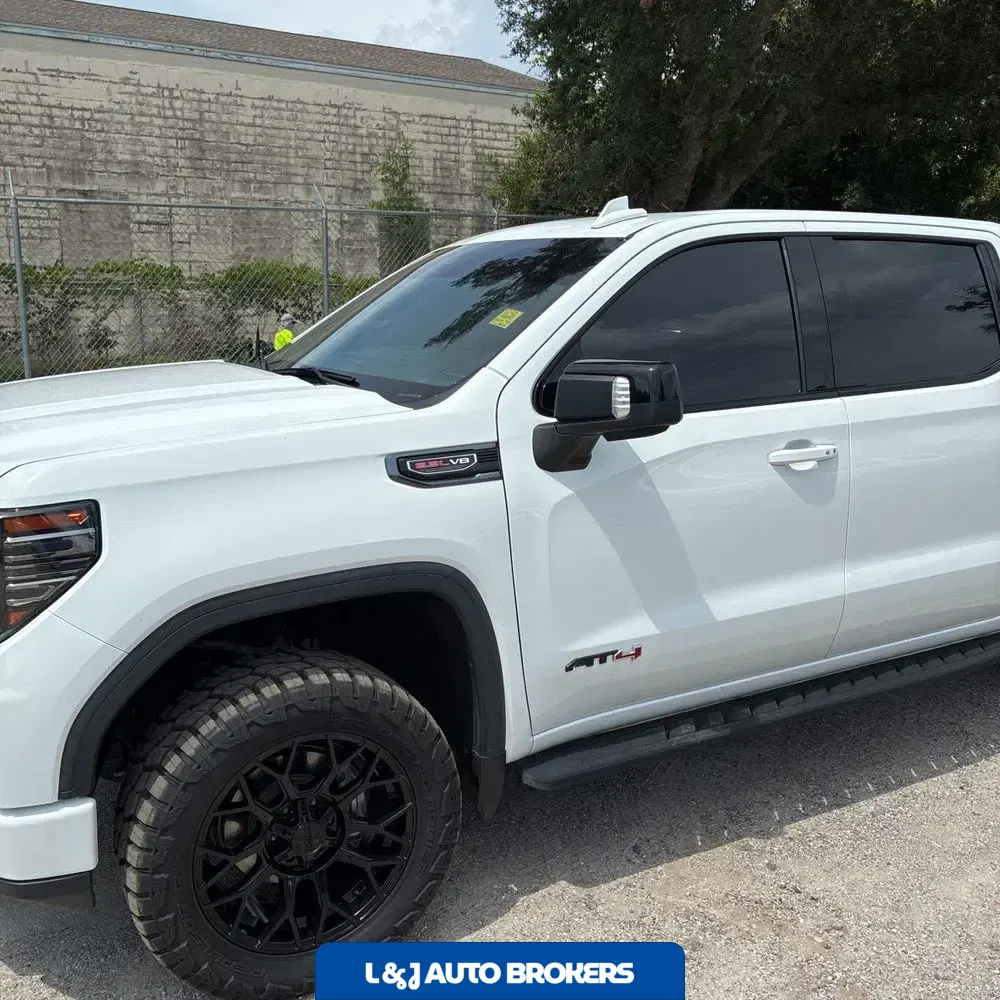 2022 GMC Sierra 1500 AT4