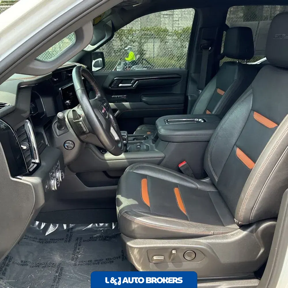 2022 GMC Sierra 1500 AT4