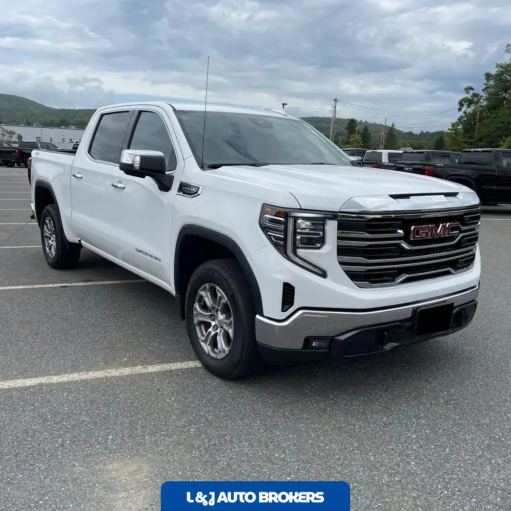 2024 GMC Sierra 1500 SLT