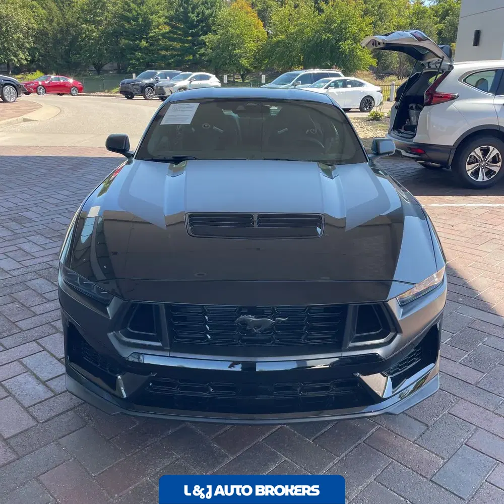 2024 Ford Mustang Dark Horse