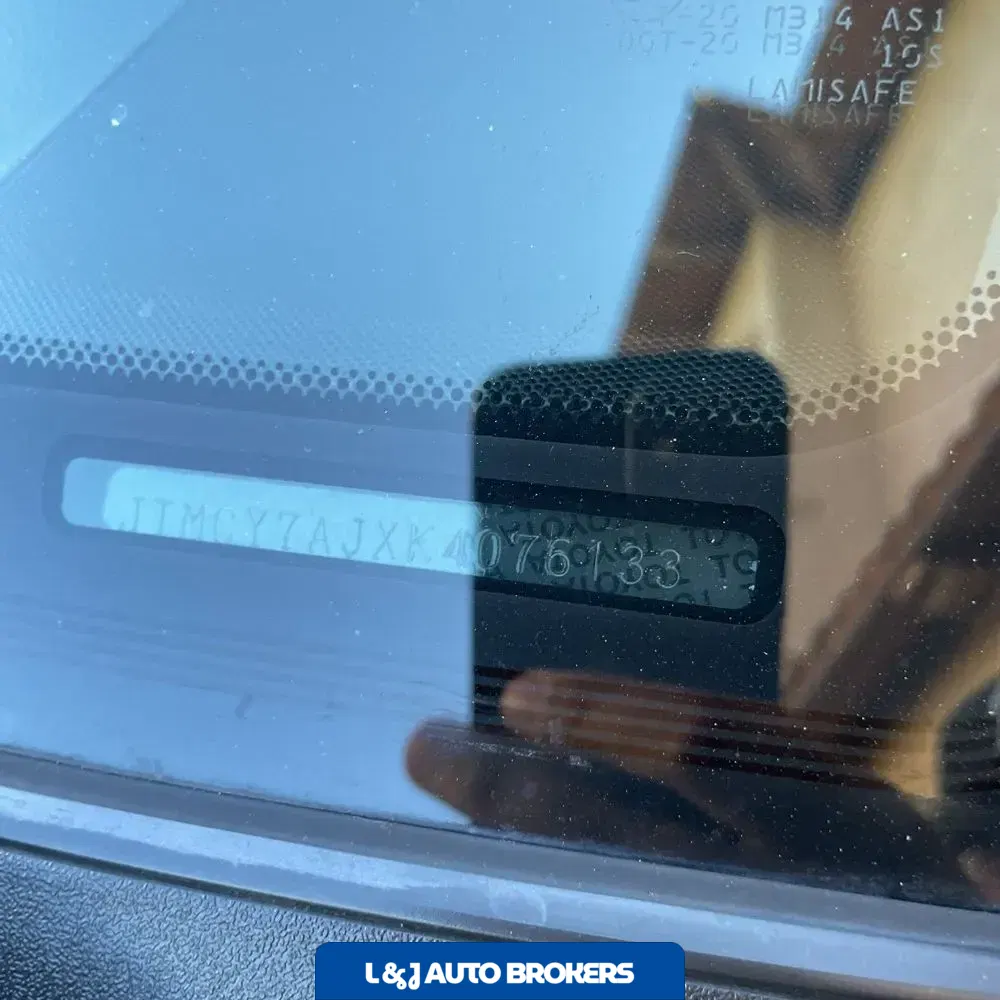 2019 Toyota Land Cruiser Base
