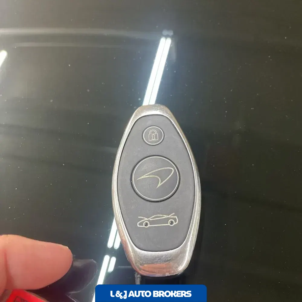 2022 McLaren GT Base 2D Coupe
