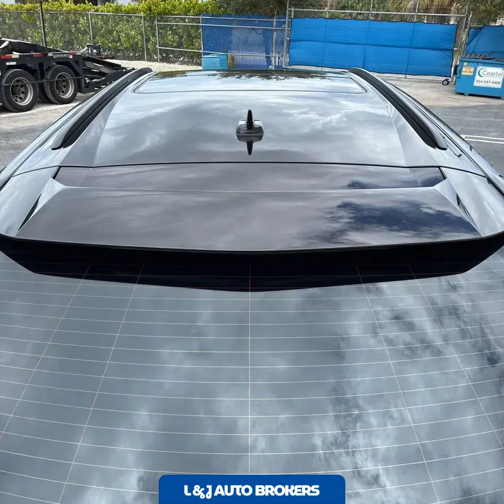 2020 Lamborghini Urus Base