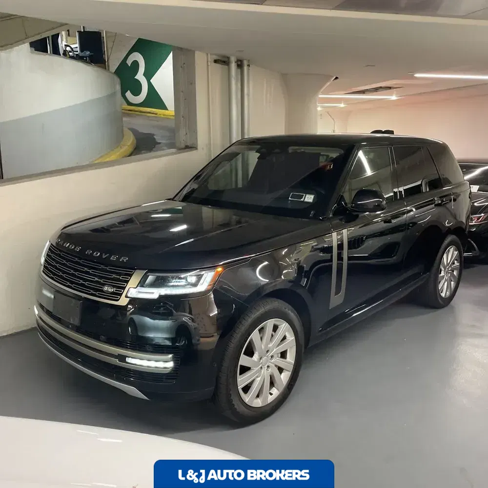 2023 Land Rover Range Rover SE