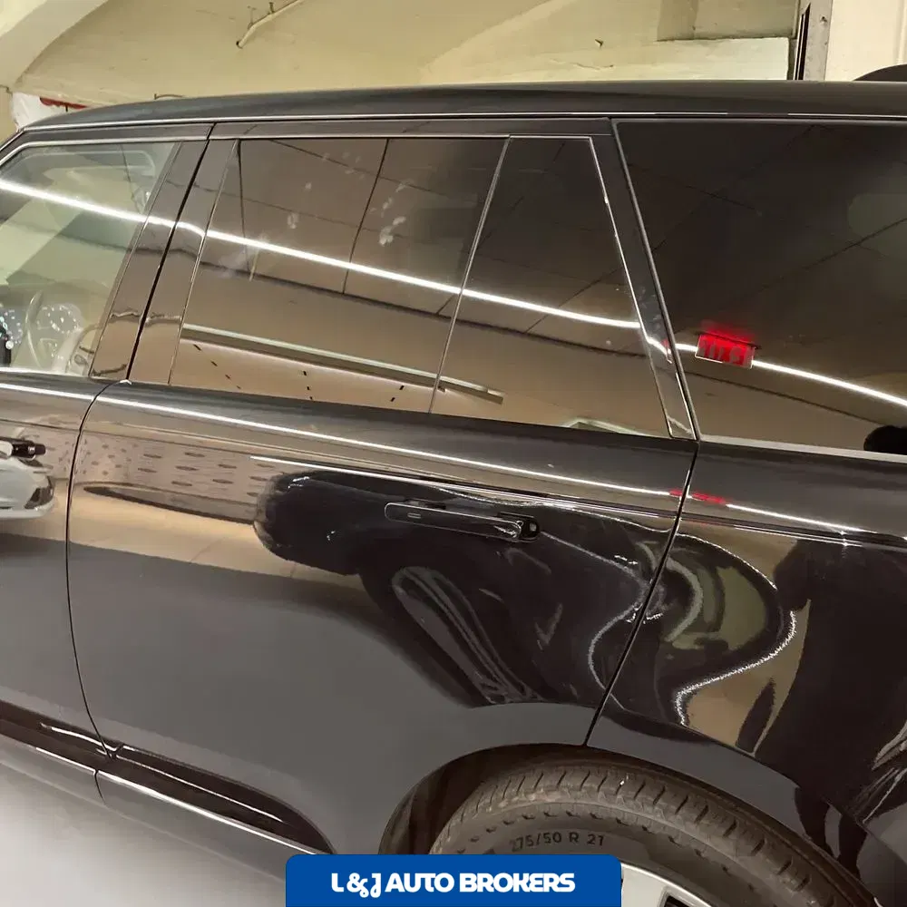 2023 Land Rover Range Rover SE